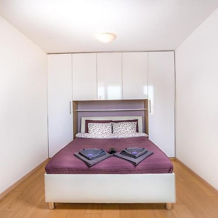 Ferienwohnung Panoramaview/31Thfloor!/Luxury/Wifi/Parking Pressburg Exterior foto