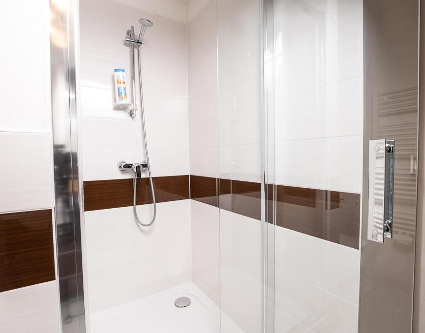Ferienwohnung Panoramaview/31Thfloor!/Luxury/Wifi/Parking Pressburg Exterior foto